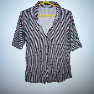 Carolyn Taylor Hearts Button Down Shirt ❤️